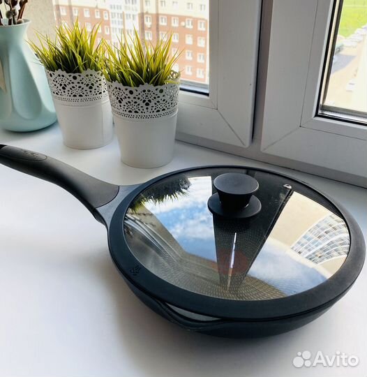 Сковорода Tefal с крышкой