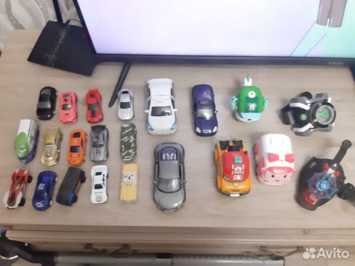 Машинки модельные, трансформеры из мультика Поли