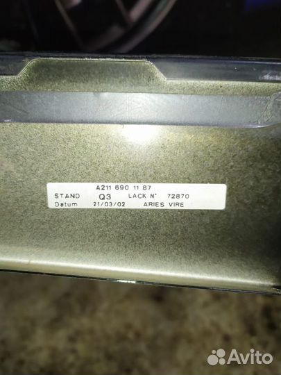 Наружные накладки окна левых дверей Mercedes W211