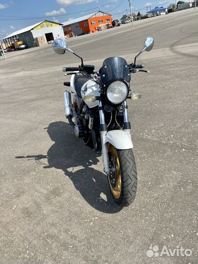 Honda CB 400