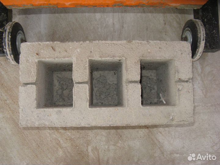 Вибростанок для производства блоков