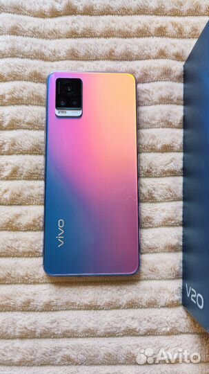 vivo V20, 8/128 ГБ