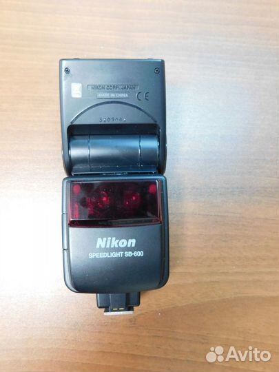 Фотоаппарат Nikon D90, Nikkor A-FS 18-200 mm 3.5-5