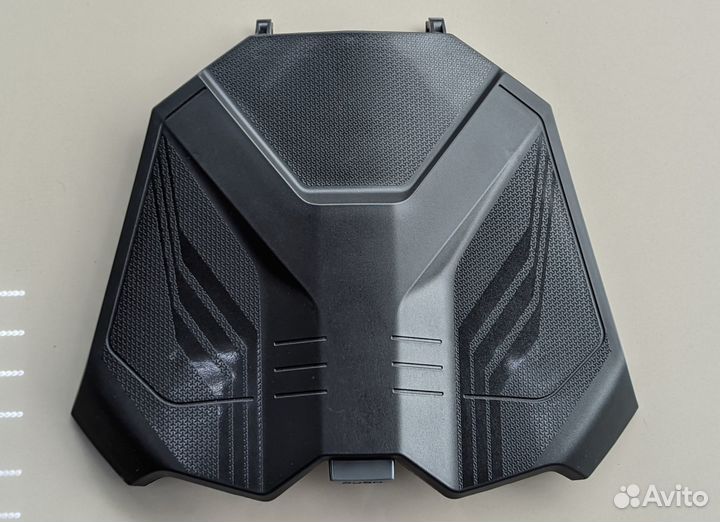 Крышка перчаточного ящика Ski-Doo / Lynx G4