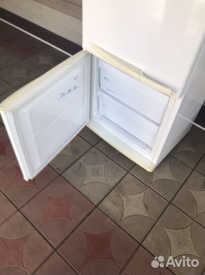 Холодильник