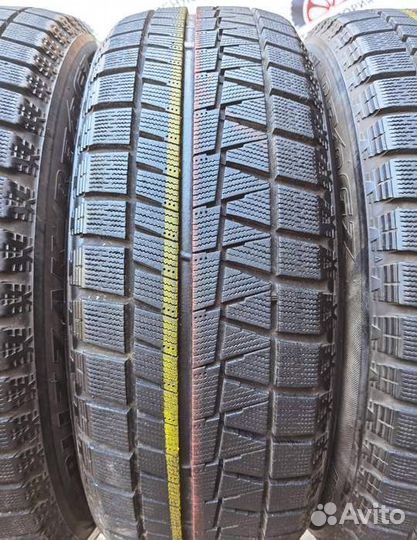 Bridgestone Blizzak Revo GZ 215/60 R17 96Q