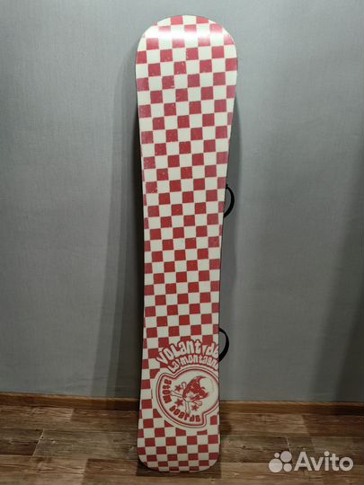 Сноуборд с креплениями