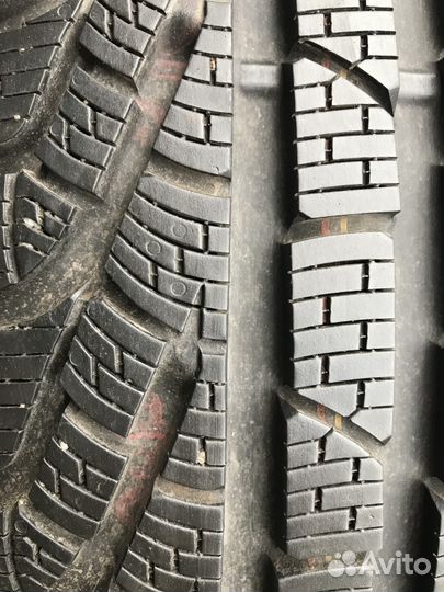 Pirelli Winter Sottozero 210 Serie II 215/60 R17 96H