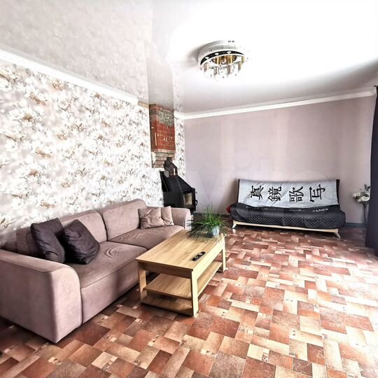 Дом 227 м² на участке 8 сот.