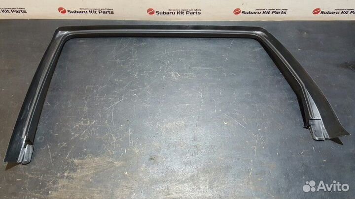 Накладка рамки двери задняя левая Audi Q7 4L 4.2