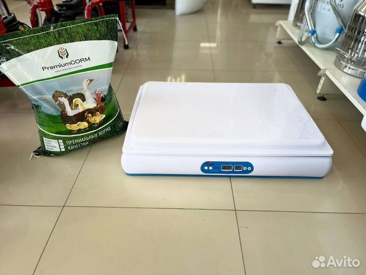 Инкубатор автоматический 120 яиц