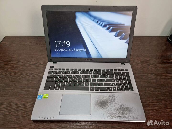 Asus X550L