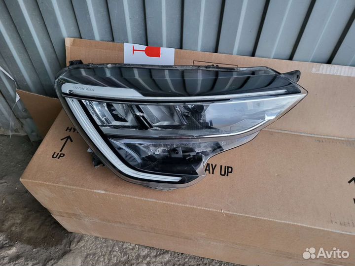 Renault arkana фара правая led
