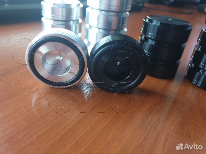 Ножки для аппаратуры алюминиевые комплект 4 шт