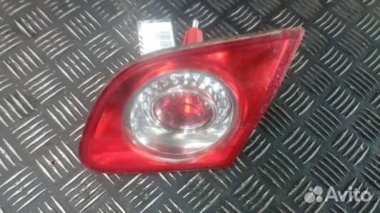 Фонарь правый крышки багажника volkswagen passat B6 (9DN09HS01)