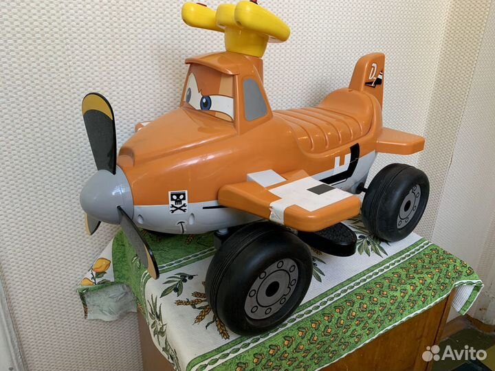 Самолет электромобиль из тачек