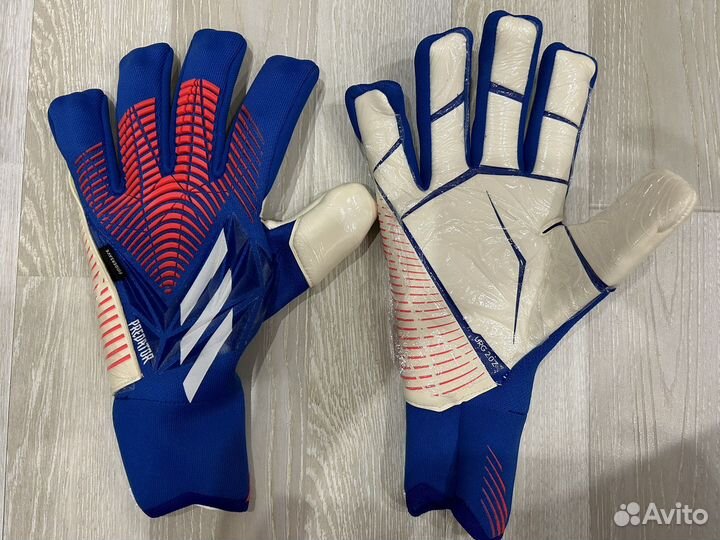 Вратарские перчатки adidas predator pro