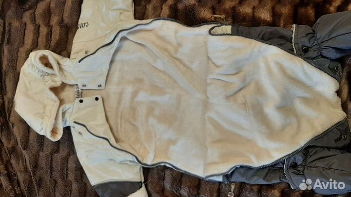 Комбинезон демисезонный 74р+2 шапочки в подарок