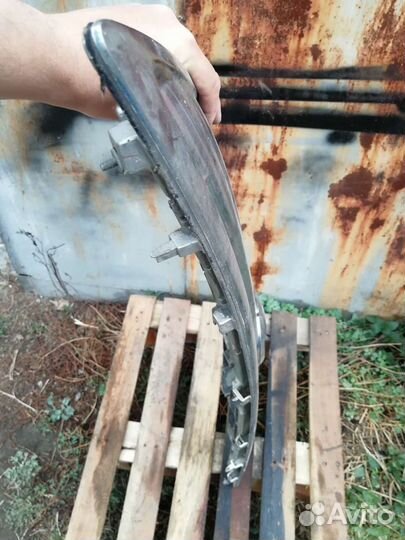 Решетка радиатора Ниссан