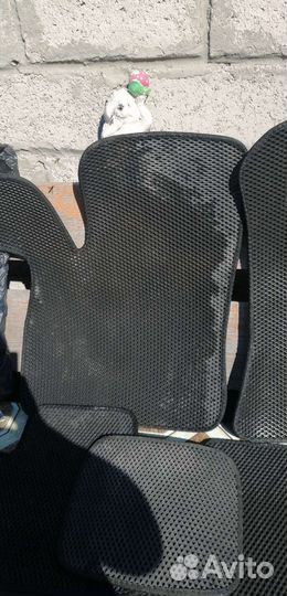 Коврики на приору