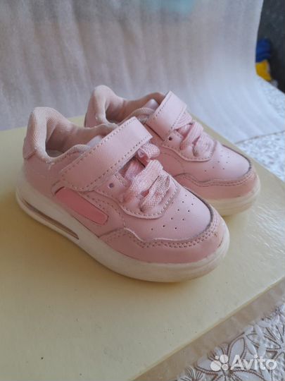 Сандали для девочки