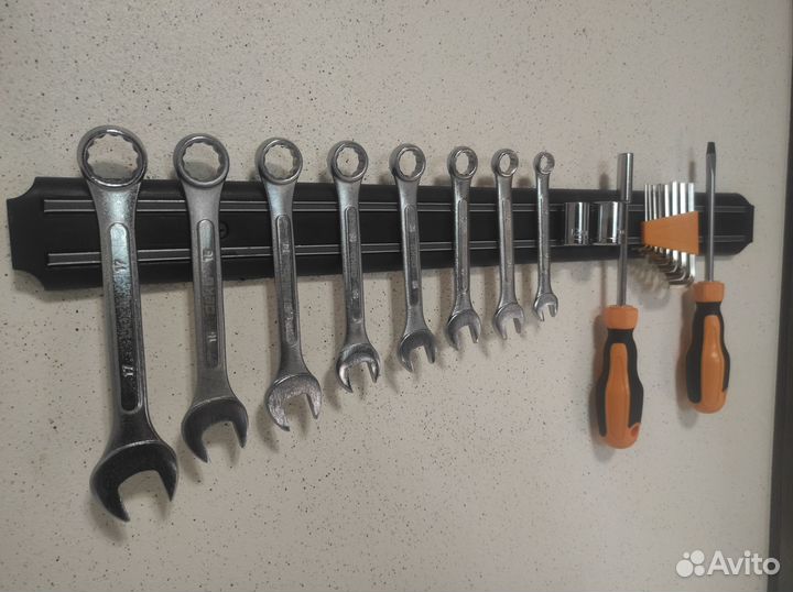 Магнитные держатели для ножей и инструментов