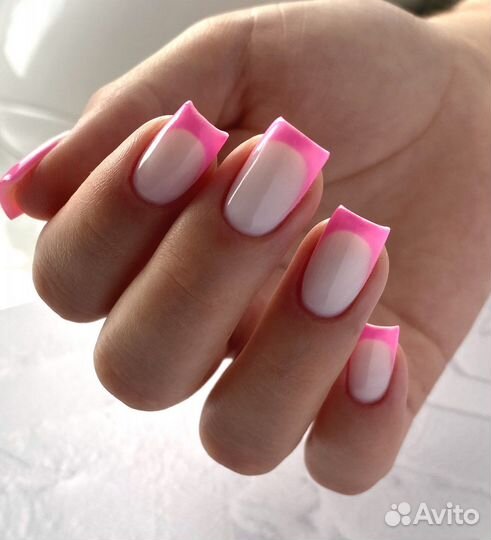 Маникюр/Наращивание ногтей/Педикюр