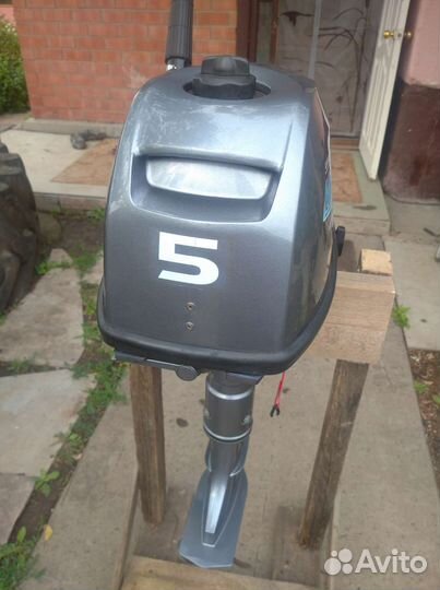 Лодочный мотор