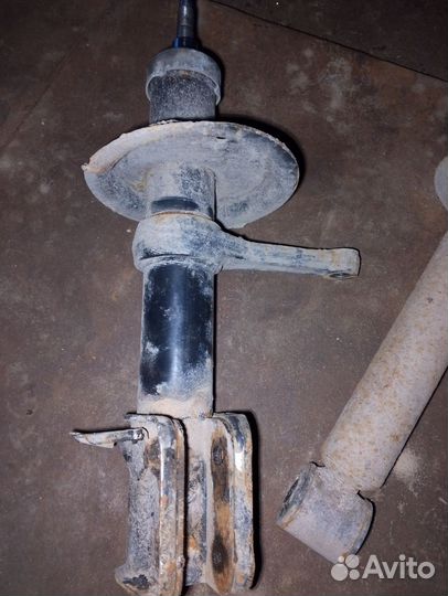 Стойки на ваз 2110