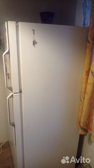 Холодильник General electric