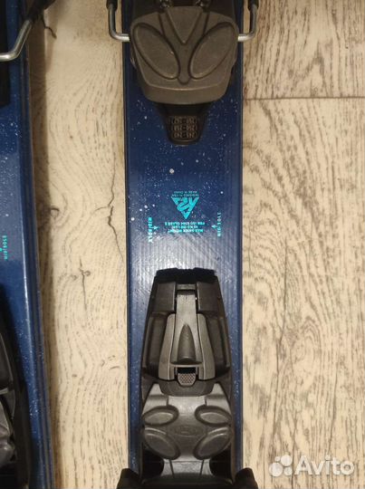 Горные лыжи детские комплект