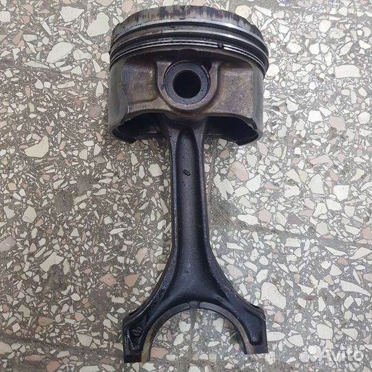 Поршни на бмв Е39 М54