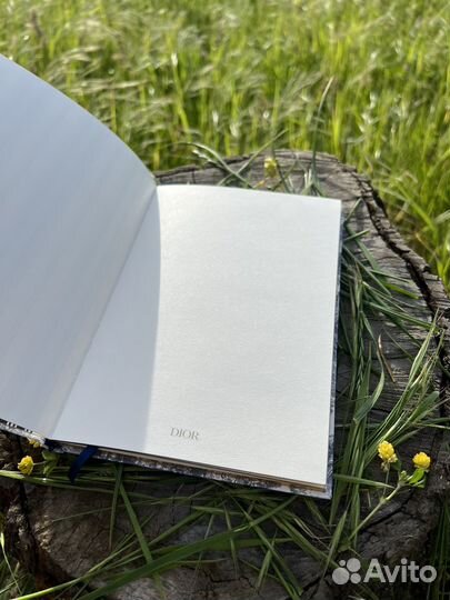 Блокнот dior