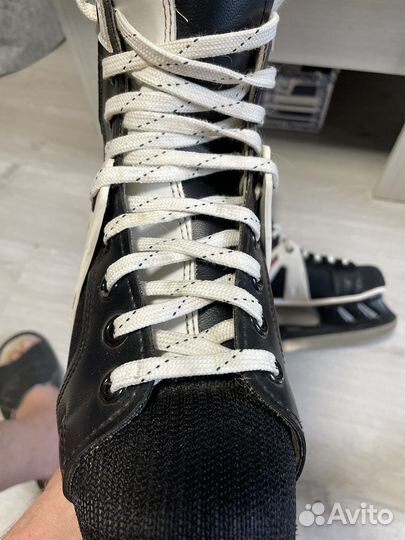 Коньки хоккейные 42 размер