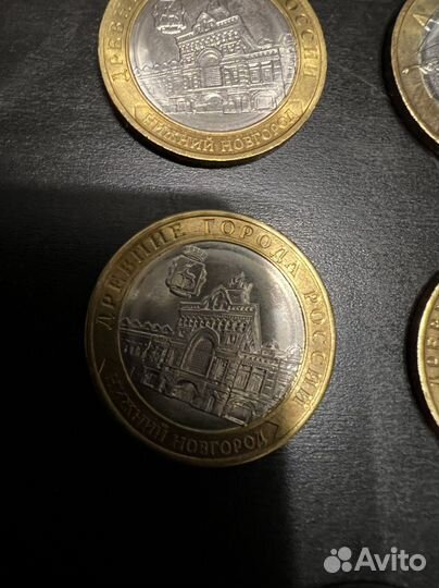 Монеты 25 и 10