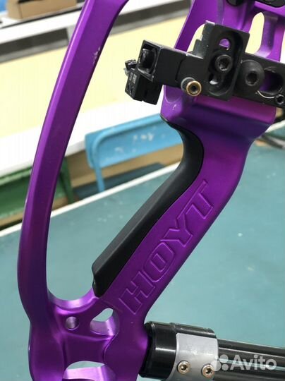 Блочный лук hoyt