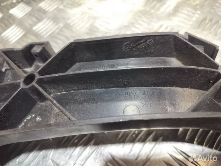 Крепление бампера заднее правое Audi Q7 4L