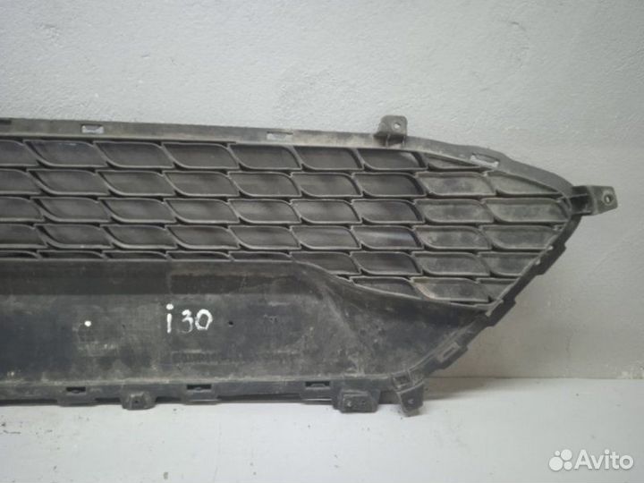 Решетка радиатора Hyundai I30 2011