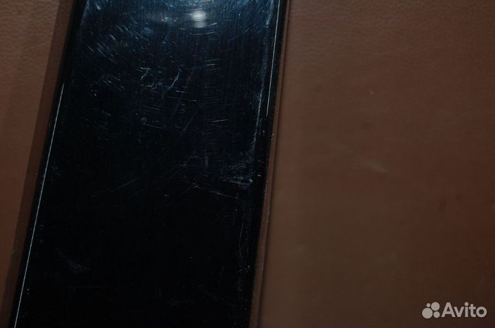 Накладка стойки наружная-Volkswagen Polo(2011-20)