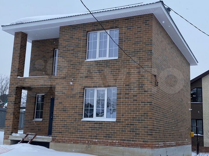 Коттедж 130 м² на участке 4 сот.