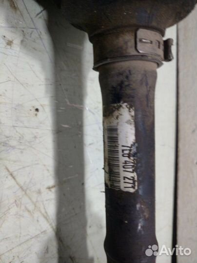 Привод правый передний Volkswagen Touareg