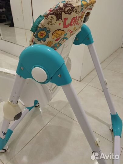Детский стульчик для кормления
