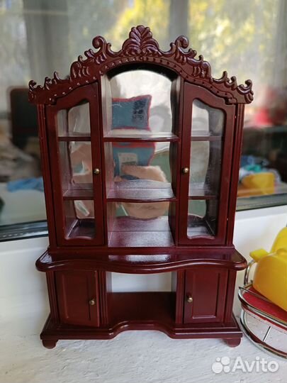 Обувь, аксессуары и мебель для кукол