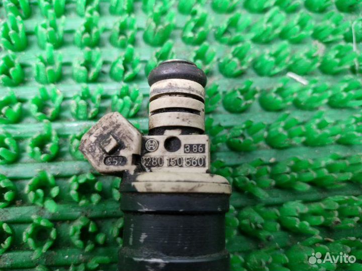 Форсунка инжекторная Газ Газель 3302 3302 2000