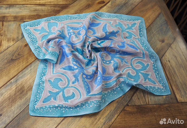 Платок - косынка ручной работы