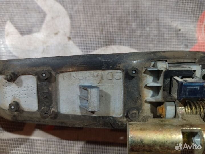 Ручка двери наружная Mitsubishi Lancer 9