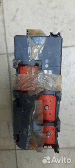 Блок предохранителей Opel Vectra C/2004