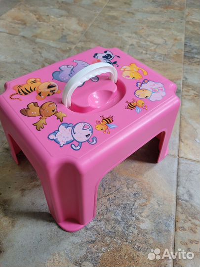 Табурет - подставка детский с ручкой