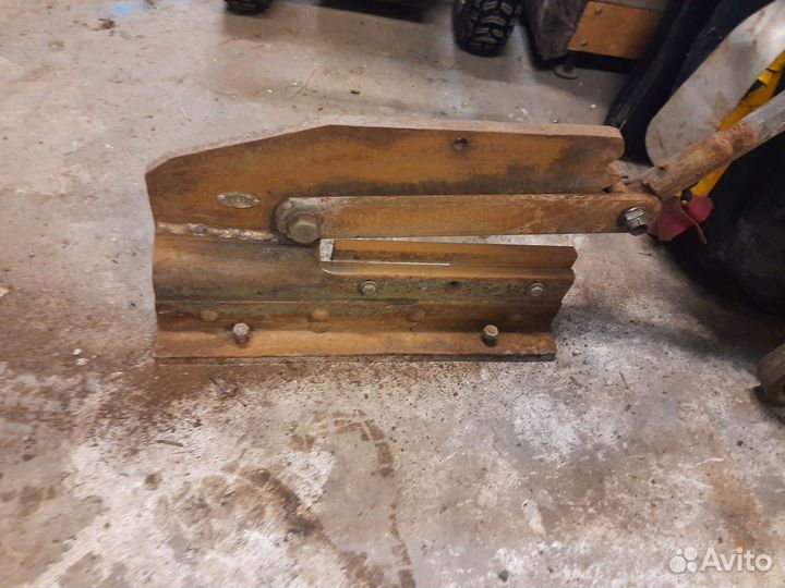 Ножницы по металлу