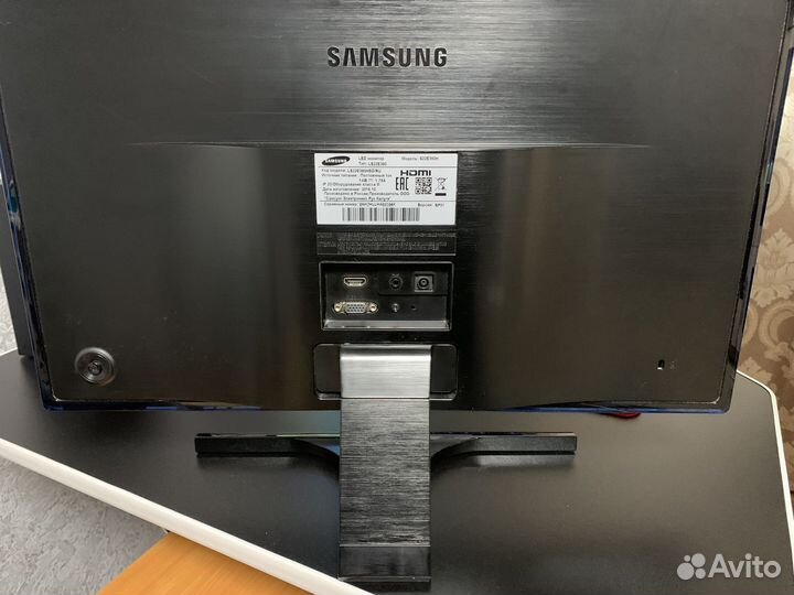 Монитор Samsung s22E390H